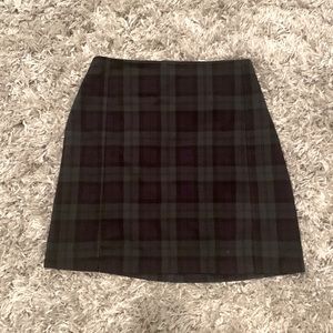 Brandy Melville Navy and Green Cara Skirt